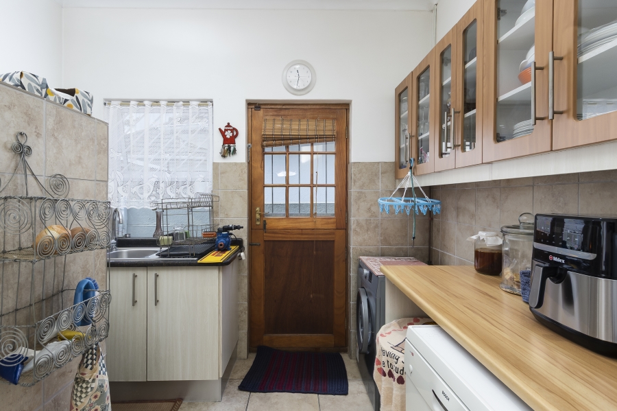 3 Bedroom Property for Sale in Lochnerhof Western Cape